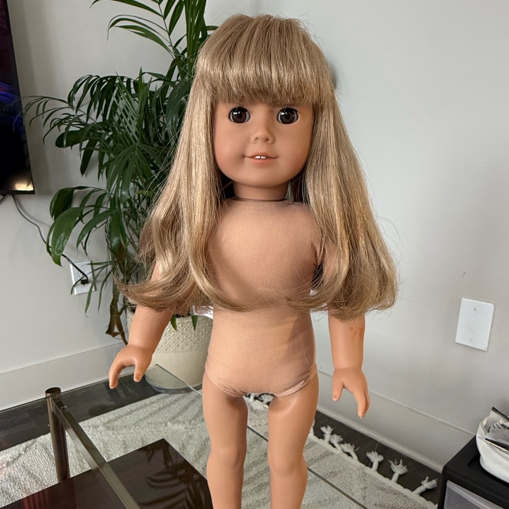 American Girl Doll Pleasant Company #12 truly me, American girl of today